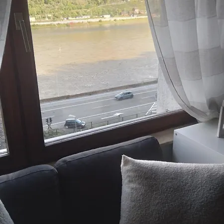 Lägenhet 100 Stufen Ueber Dem Rhein